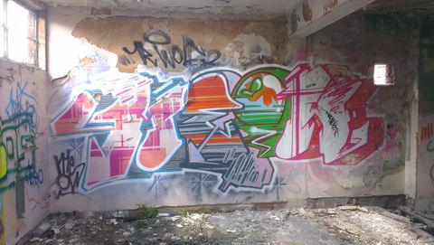 Graffiti - MEOW