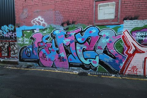 Graffiti - KMAD NG 142