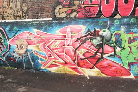 Graffiti - TRIK9 BOK TCM